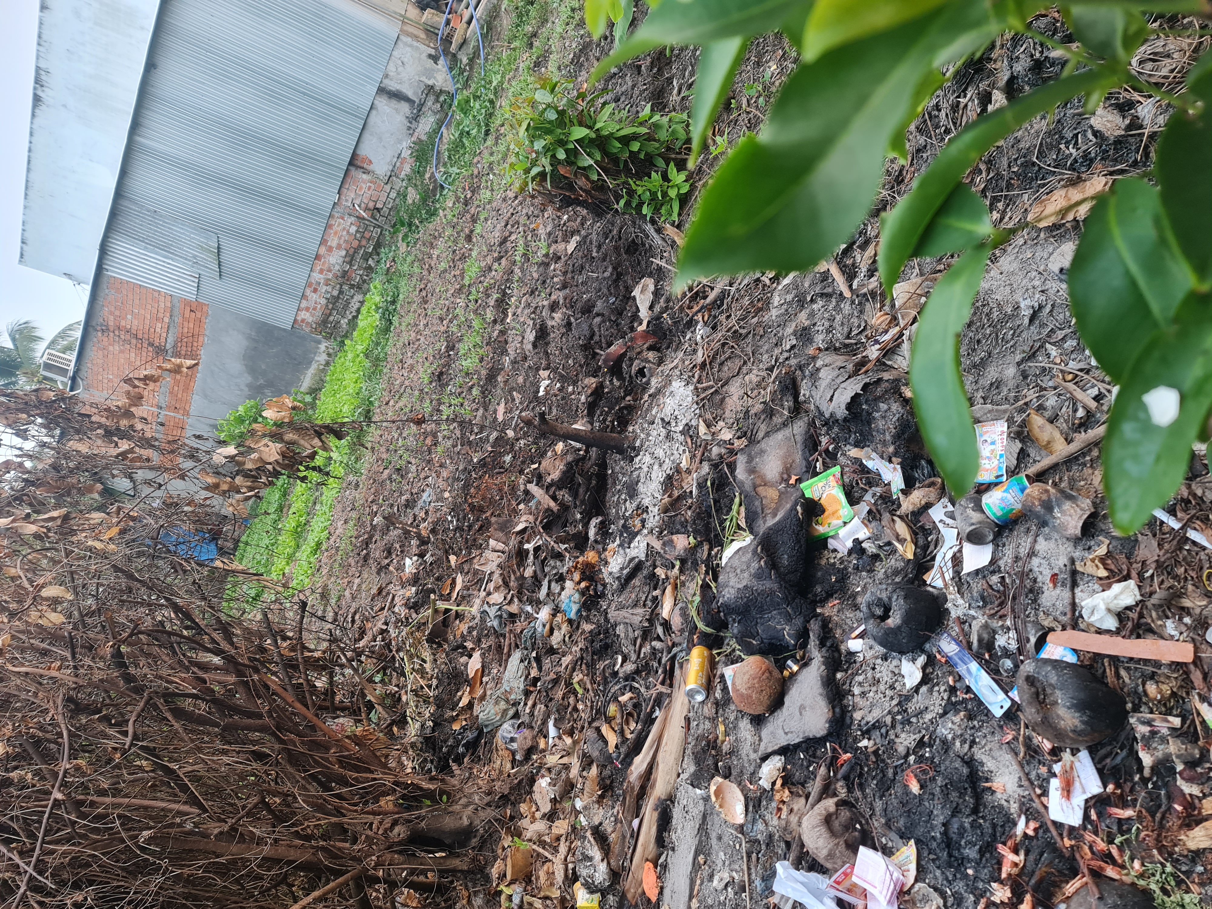 Cần bán mãnh đất hẻm 105